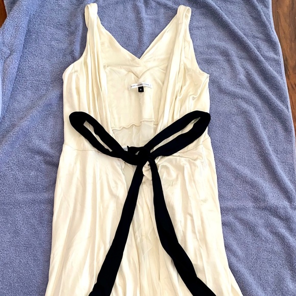 Diane Von Furstenberg Cream Wrap Dress - Picture 4 of 6